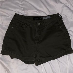 Olive green soft cotton shorts